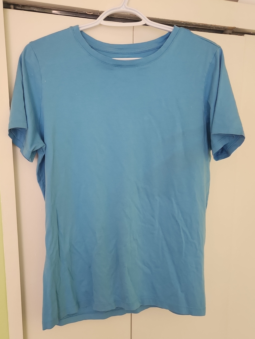 Old Navy Blue T Shirt